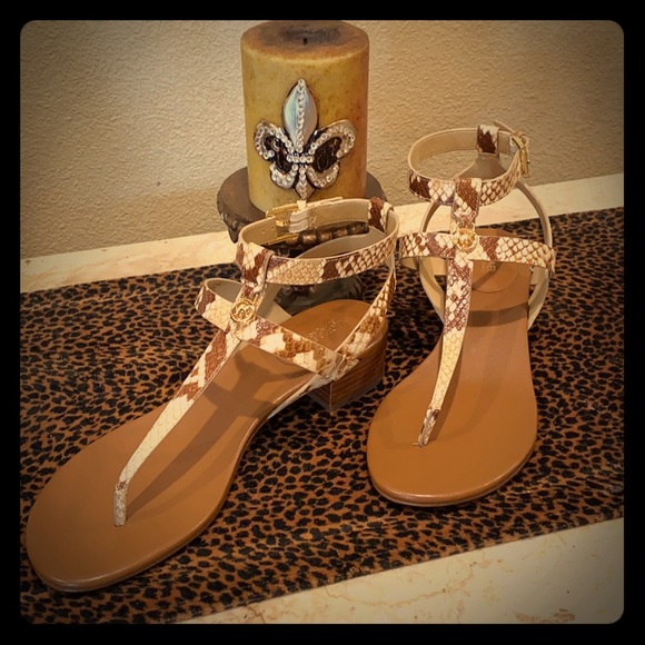 Michael Kors Shoes - 👡“ MICHAEL KORS” Leather Snakeskin print Sandals